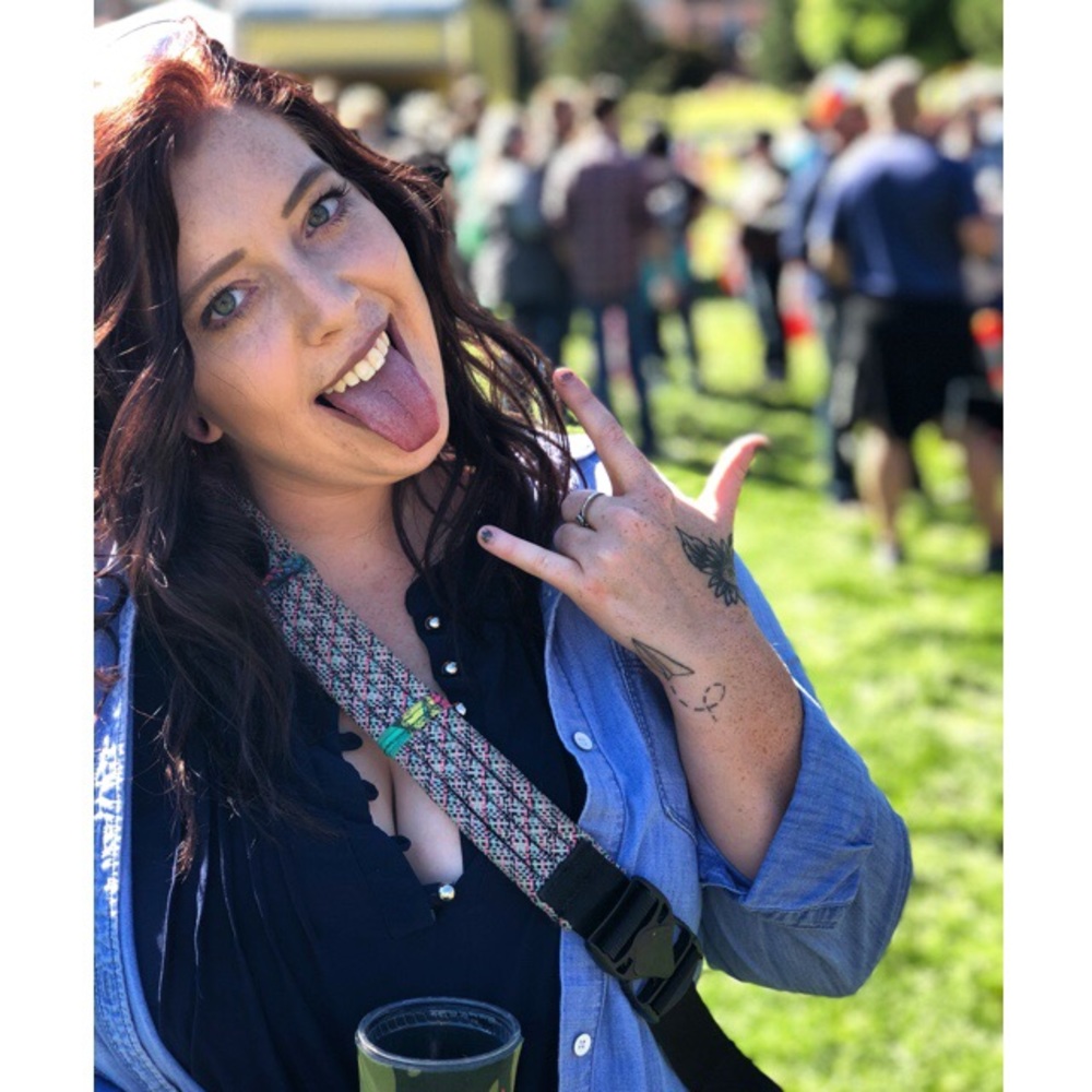 Meet your Posher, Rhae